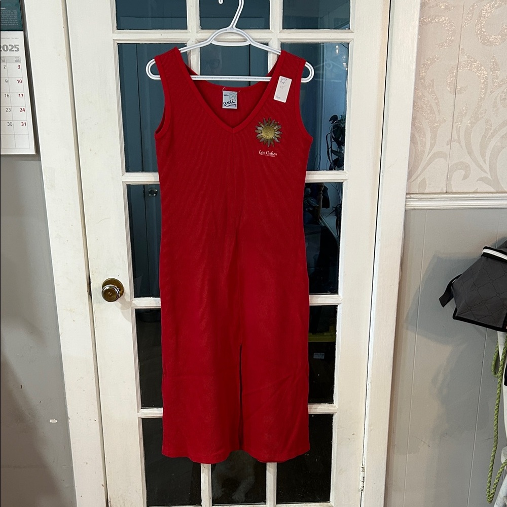 654.  Red Sleeveless Midi Dress